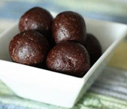 Chocolate Paleo Energy Bites in Bowl